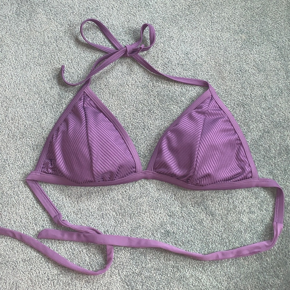 •Deep purple triangle bikini top•